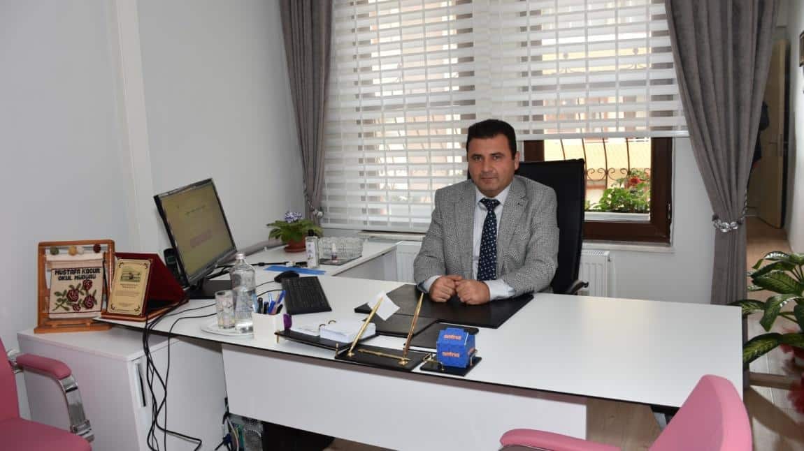 Mustafa KOCUR - Okul Müdürü